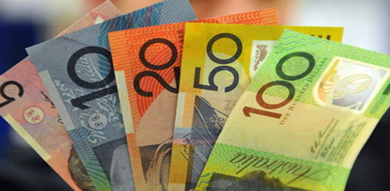 Australian Dollar Falls as US Dollar Holds Firm Amid Fed Policy Uncertainty